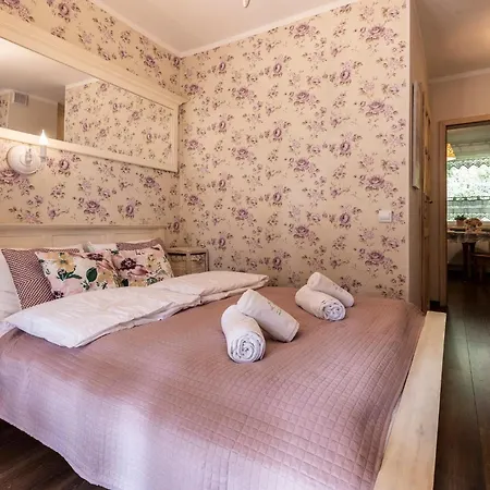 Apartamenty Zielona Owieczka Niedzica Zamek Exterior photo