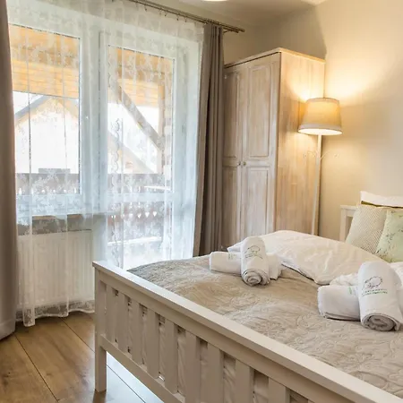 Apartamenty Zielona Owieczka Niedzica Zamek Exterior photo